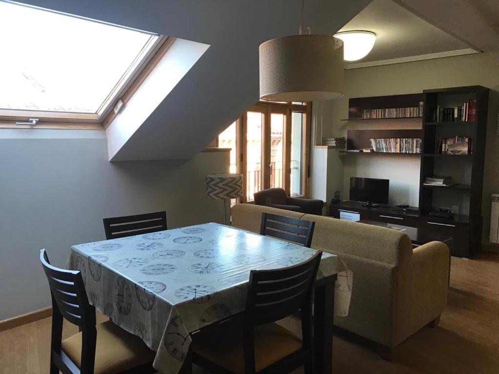 Apartamento La Cenicienta Catedral León Exteriör bild